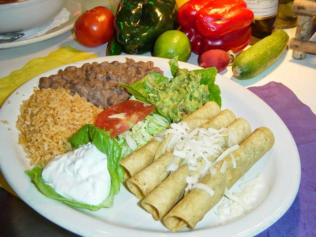 La Cocina de Ricardo | restaurant | 23532 El Toro Rd #11, Lake Forest, CA 92630, USA | 9495861477 OR +1 949-586-1477