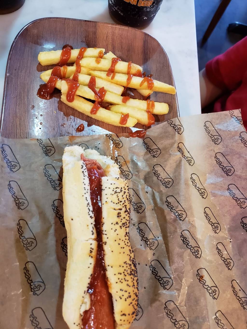 Buona | restaurant | 6745 Roosevelt Rd, Berwyn, IL 60402, USA | 7087492555 OR +1 708-749-2555