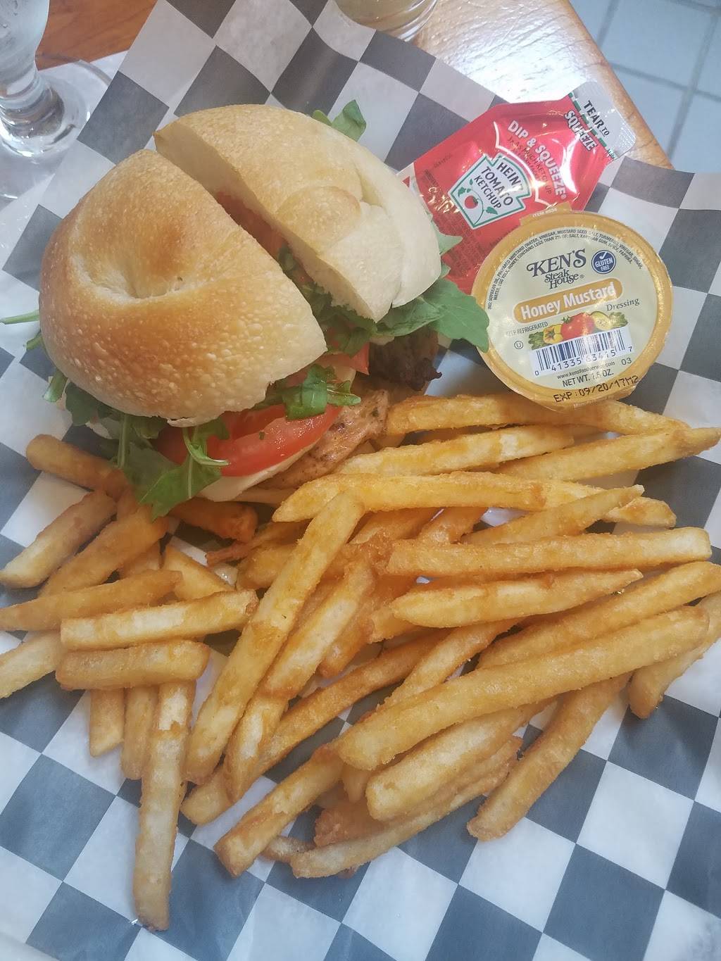 Pasta-eria | restaurant | 440 S Oyster Bay Rd, Hicksville, NY 11801, USA | 5169381555 OR +1 516-938-1555