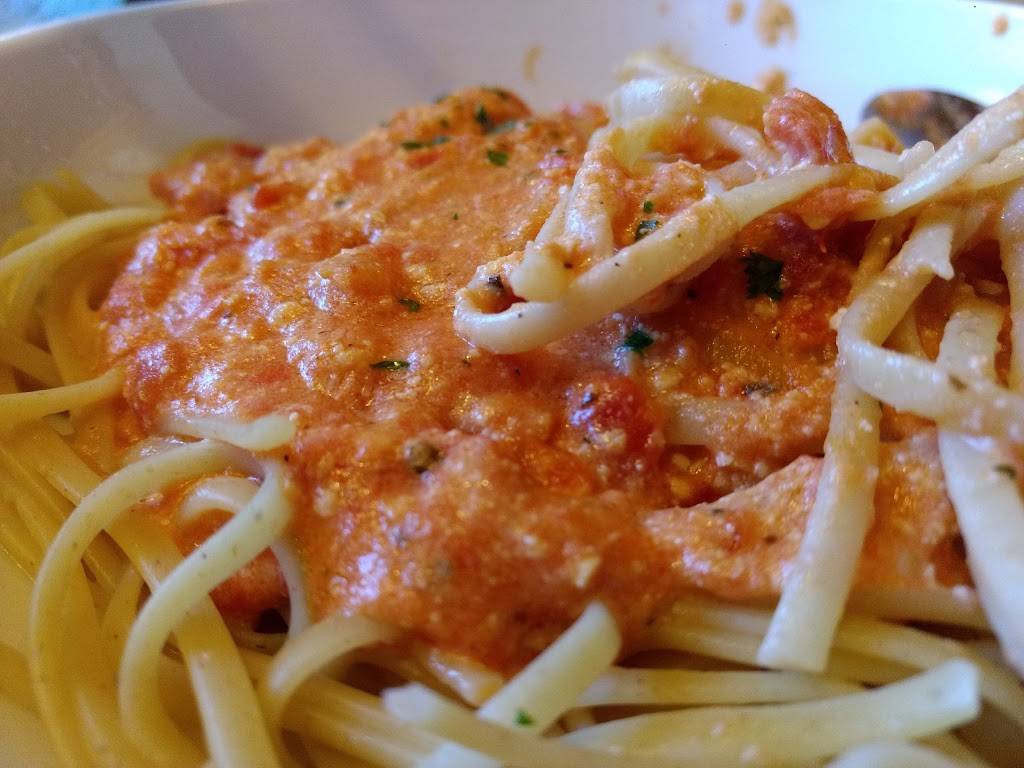 Olive Garden Italian Restaurant | meal takeaway | 2226 Eastridge Loop, San Jose, CA 95122, USA | 4082742447 OR +1 408-274-2447