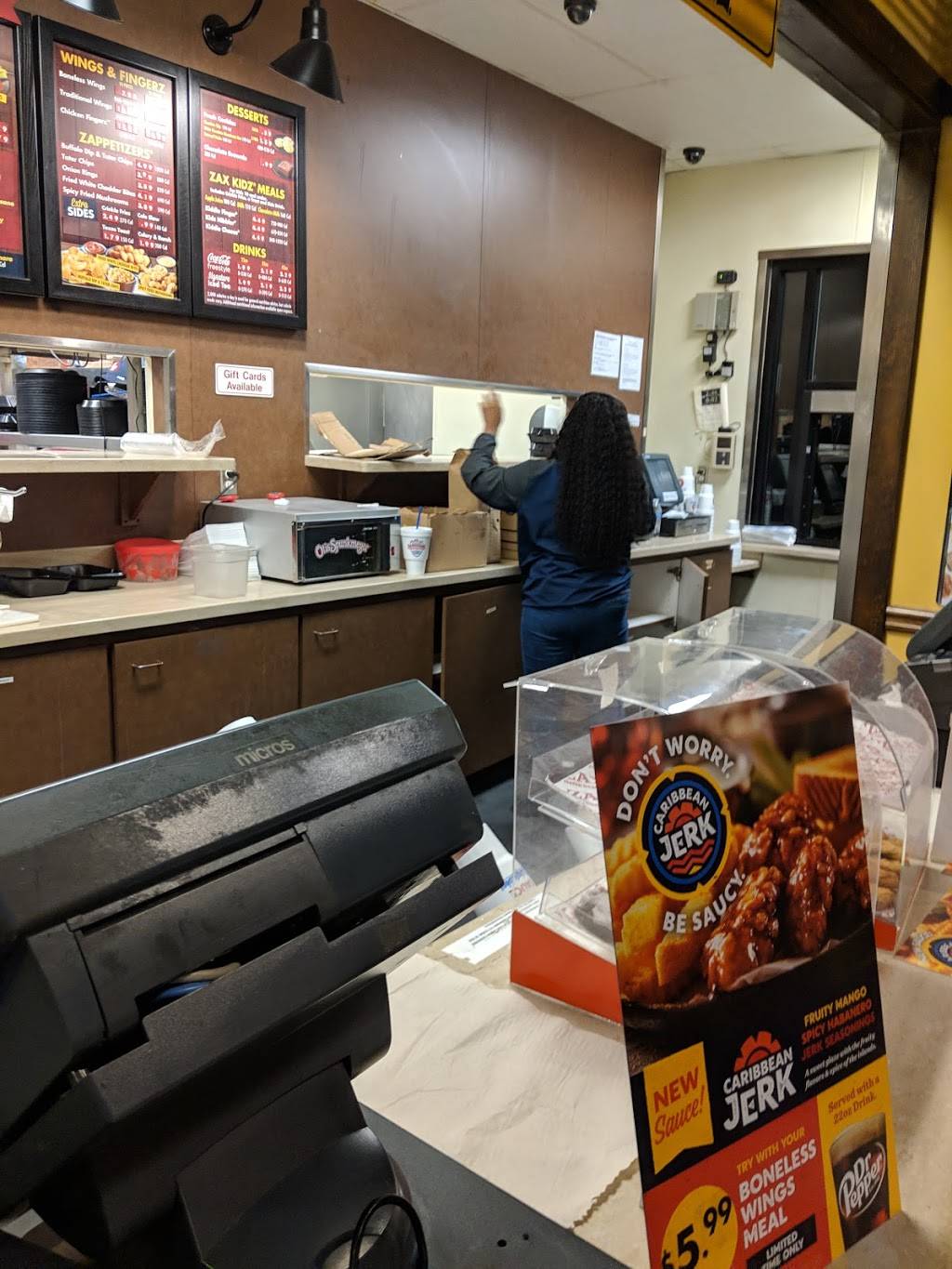 Zaxbys Chicken Fingers & Buffalo Wings | restaurant | 2880 Allison-Bonnett Memorial Dr, Hueytown, AL 35023, USA | 2057449495 OR +1 205-744-9495