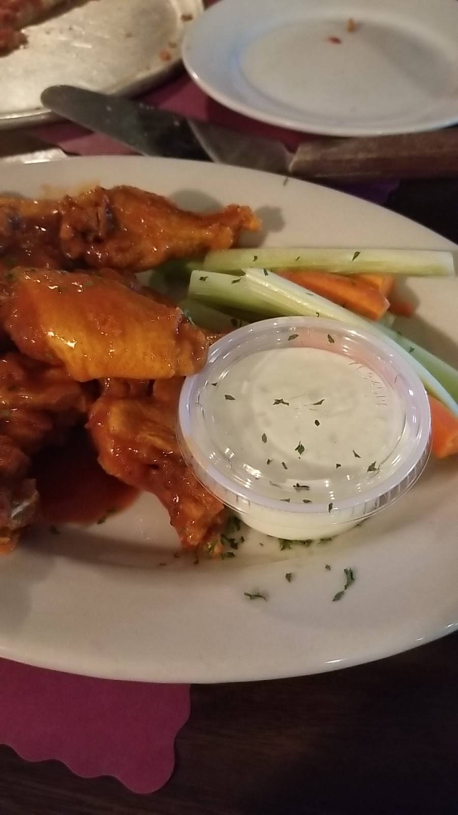 Mikes Famous Pizza | restaurant | 105 Taunton Ave, Norton, MA 02766, USA | 5082869062 OR +1 508-286-9062