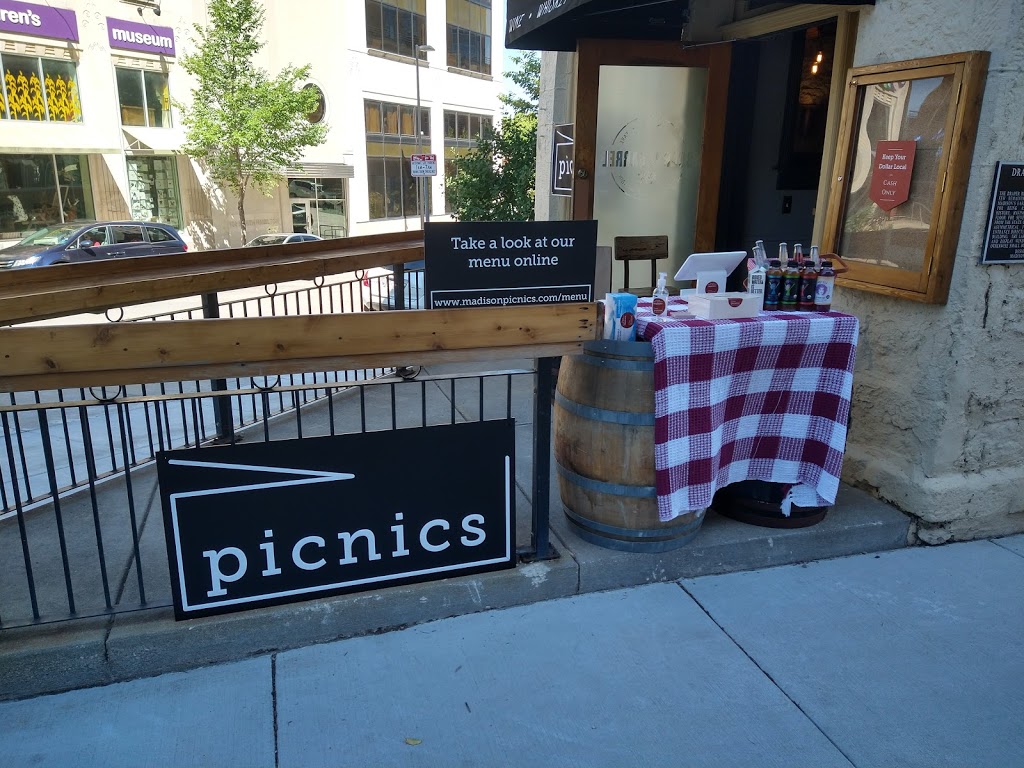 Picnics | restaurant | 101 N Hamilton St, Madison, WI 53703, USA | 6085611707 OR +1 608-561-1707