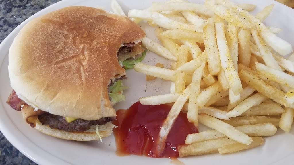 Record Grill | restaurant | 605 Elm St, Dallas, TX 75202, USA | 2147421353 OR +1 214-742-1353