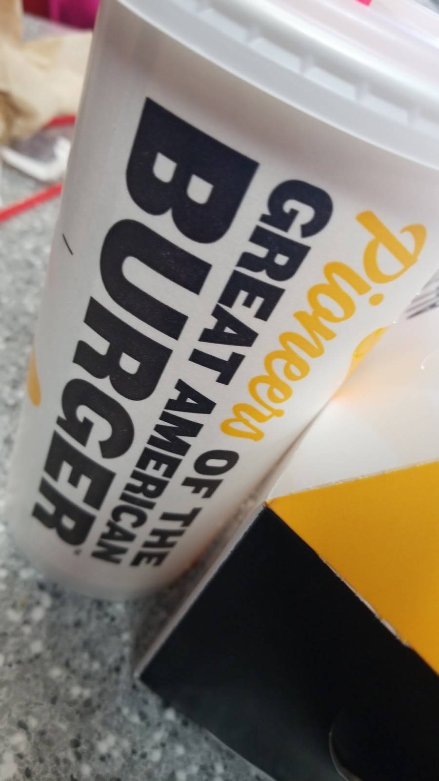 Hardees | restaurant | 347 N Main St, Marion, VA 24354, USA | 2767836441 OR +1 276-783-6441