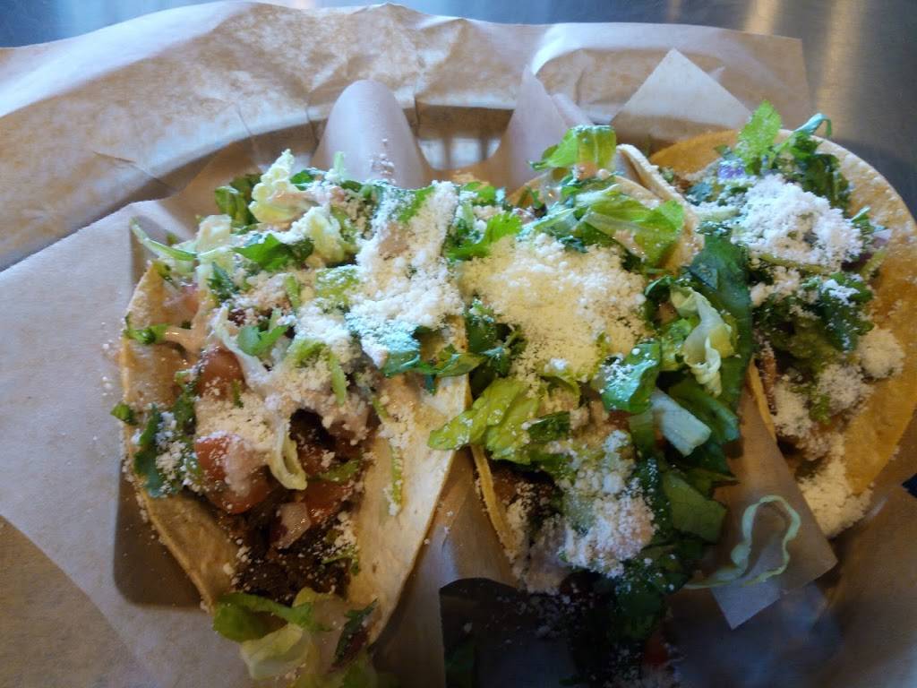 QDOBA Mexican Eats | restaurant | 7465 E Arapahoe Rd ste a, Centennial, CO 80112, USA | 7204938843 OR +1 720-493-8843