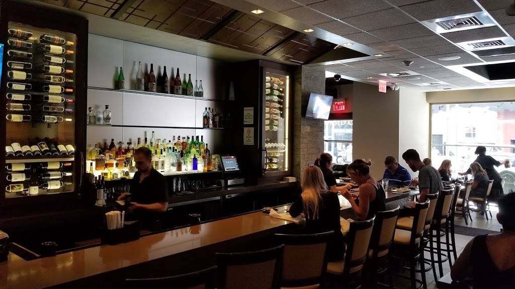 Haru Sushi | restaurant | 229 W 43rd St #221, New York, NY 10036, USA | 2123989810 OR +1 212-398-9810