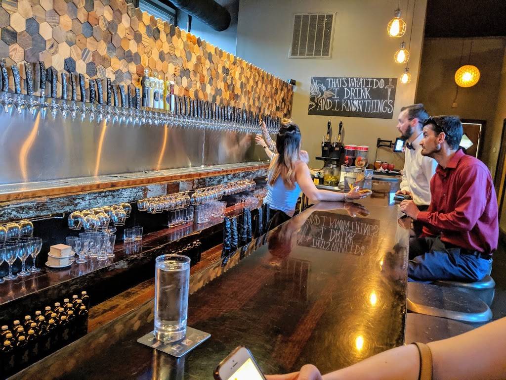 The Hive | restaurant | 215 10th St, Augusta, GA 30901, USA | 7068363661 OR +1 706-836-3661