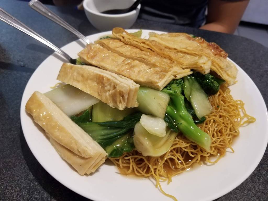 Buddhas Vegan Restaurant | restaurant | 666 Dundas St W, Toronto, ON M5T 1H9, Canada | 4166033811 OR +1 416-603-3811