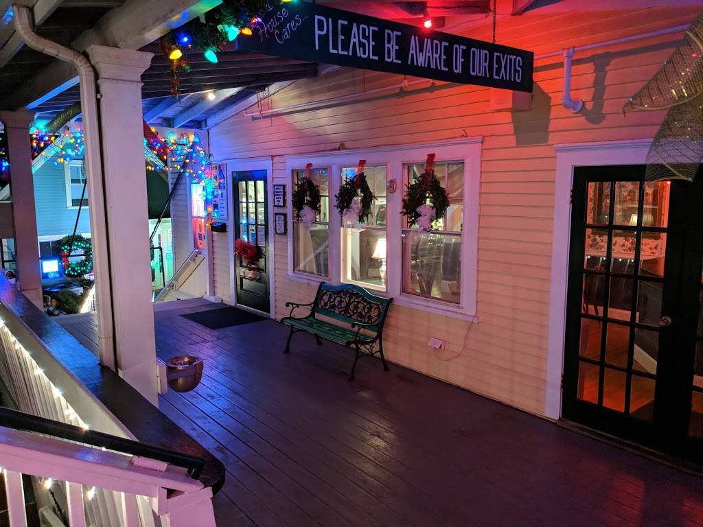 PORCHSIDE BAR AND LOUNGE | night club | 11 Carver St, Provincetown, MA 02657, USA | 8004340130 OR +1 800-434-0130