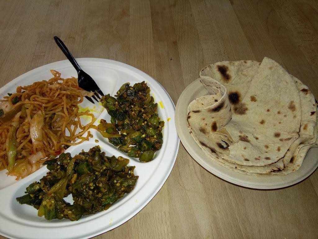 Radhe Chaat Express | restaurant | 812 W El Camino Real, Sunnyvale, CA 94087, USA | 4087465525 OR +1 408-746-5525