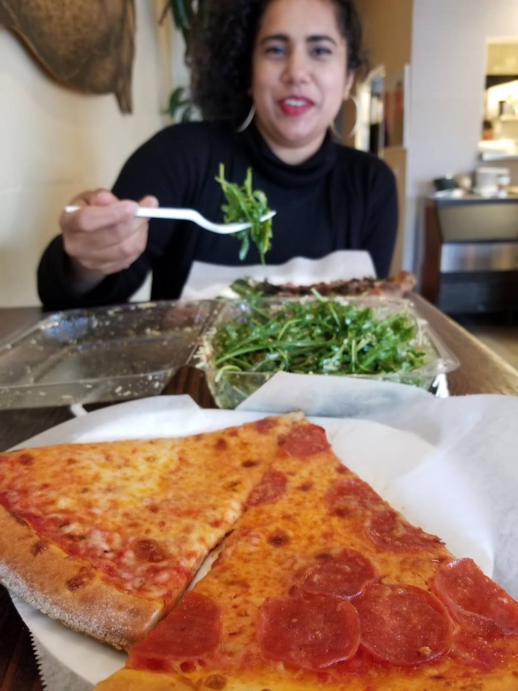 Slicer Pizzeria | restaurant | 4395 Piedmont Ave, Oakland, CA 94611, USA | 5108085424 OR +1 510-808-5424