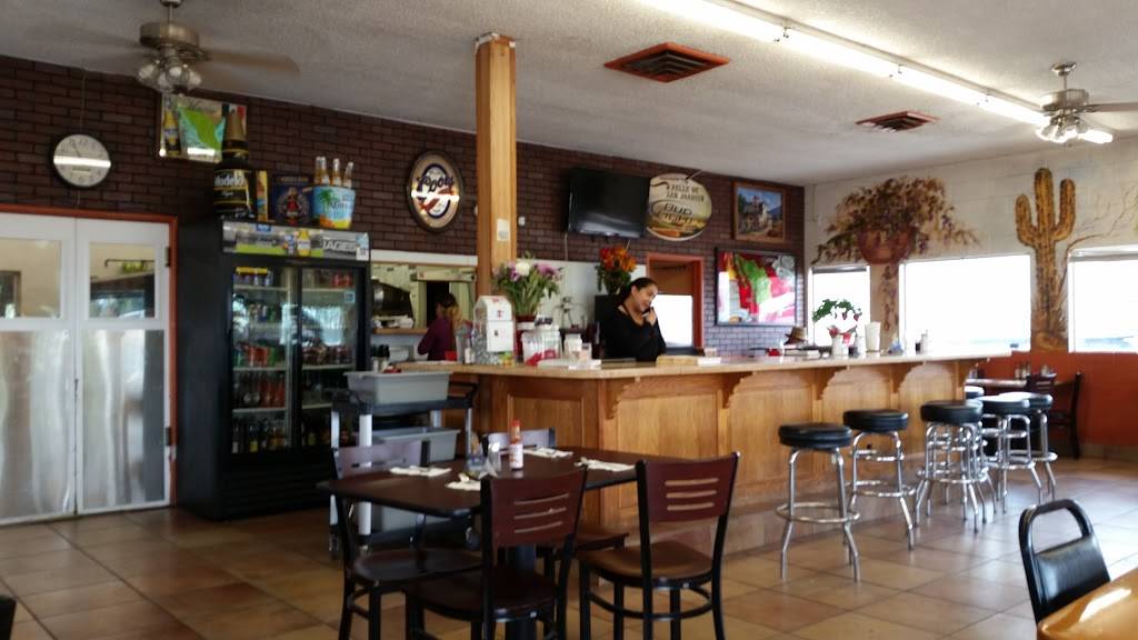 Anas Place | restaurant | 1075 E Rankin Rd, Tulare, CA 93274, USA | 5596862780 OR +1 559-686-2780