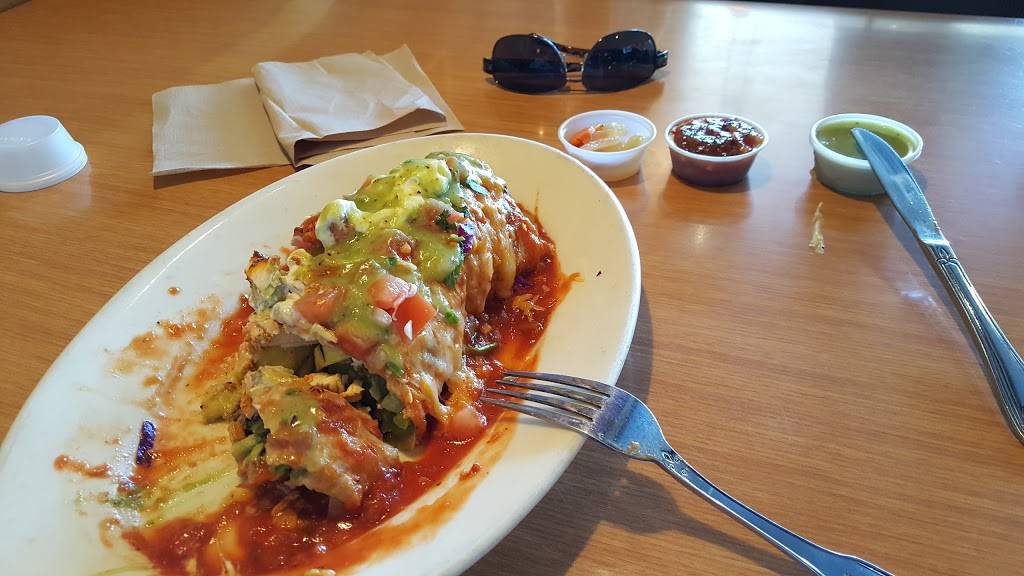 Sharkys Woodfired Mexican Grill | restaurant | Creekside Village Shopping Center, 26527 Agoura Rd, Calabasas, CA 91302, USA | 8188800885 OR +1 818-880-0885