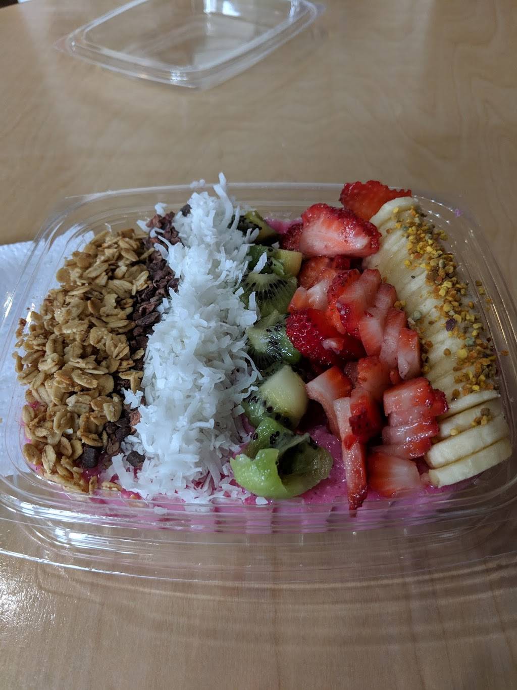 Lueberry | restaurant | 808 E Market St, Louisville, KY 40206, USA | 5027420640 OR +1 502-742-0640