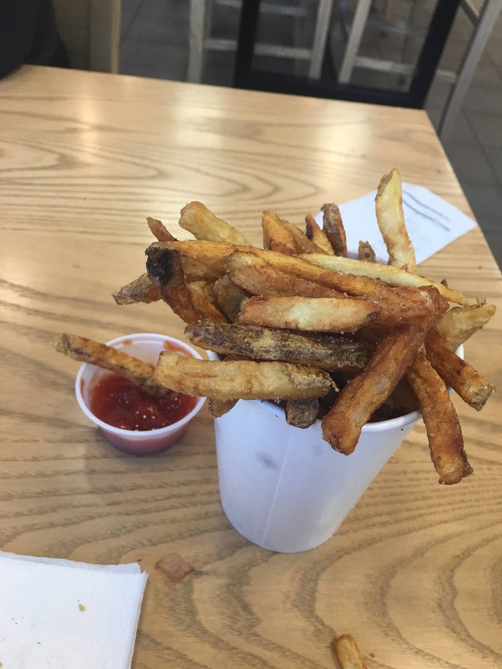 Five Guys | meal takeaway | 201 E Magnolia Blvd, Burbank, CA 91502, USA | 8187515017 OR +1 818-751-5017