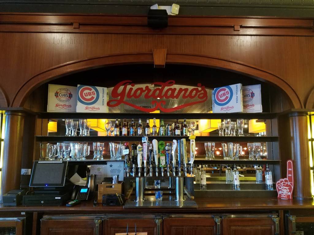 Giordanos | restaurant | 930 N Meacham Rd, Schaumburg, IL 60173, USA | 8479865211 OR +1 847-986-5211