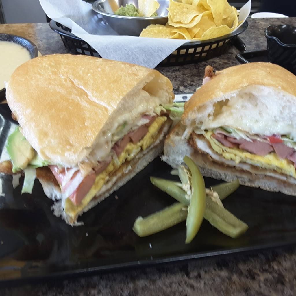 Dos sabores | restaurant | 6042 Huntley Rd, Columbus, OH 43229, USA | 6147810713 OR +1 614-781-0713