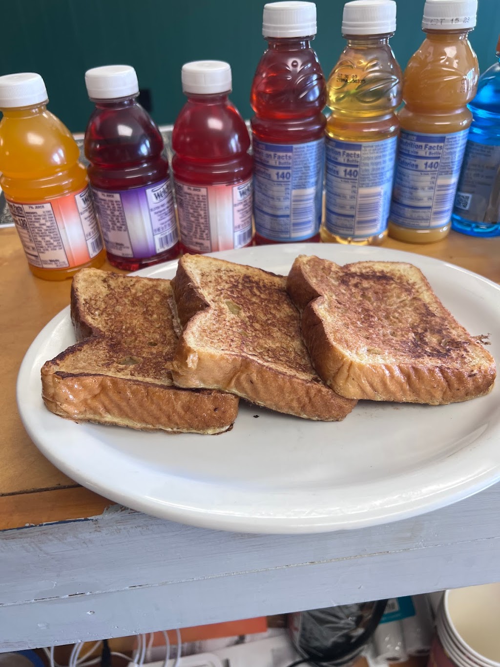 Crossroads BNB | restaurant | 270 Main St, Mattawamkeag, ME 04459, USA | 2077468880 OR +1 207-746-8880