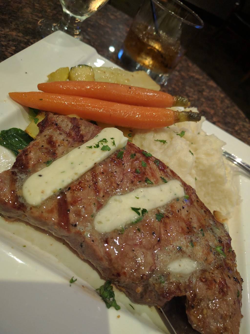 Players Restaurant | restaurant | 7050 Johnson Dr, Pleasanton, CA 94588, USA | 9254638000 OR +1 925-463-8000