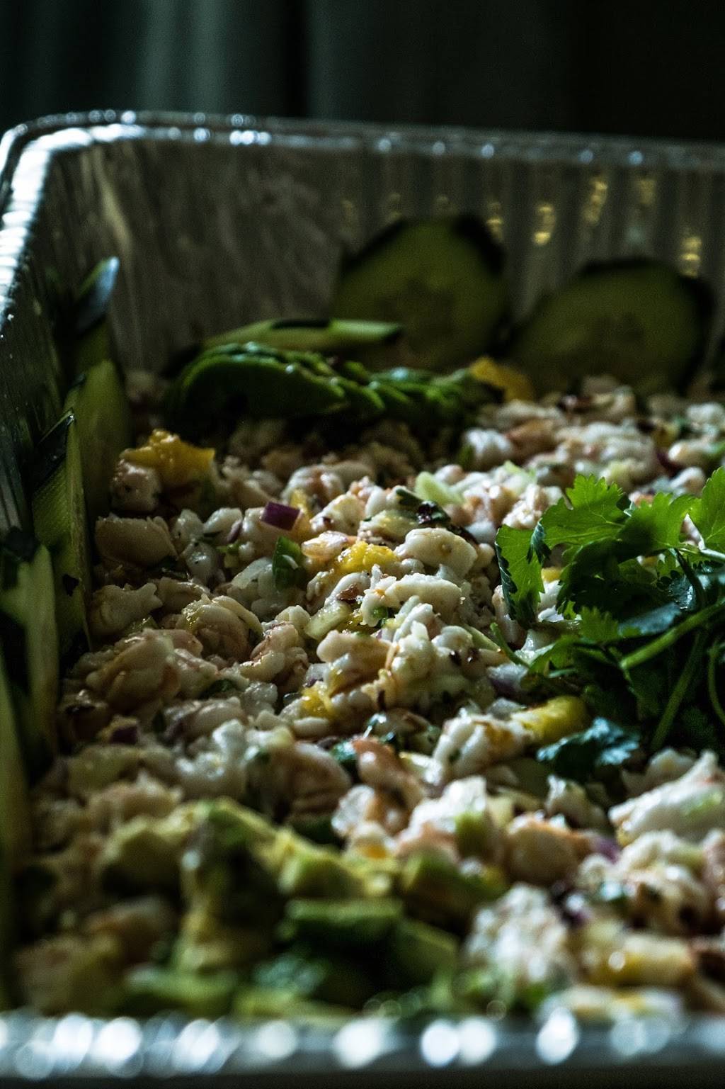 Mariscos Delfín | restaurant | 3221 Firestone Blvd, South Gate, CA 90280, USA | 3234849604 OR +1 323-484-9604