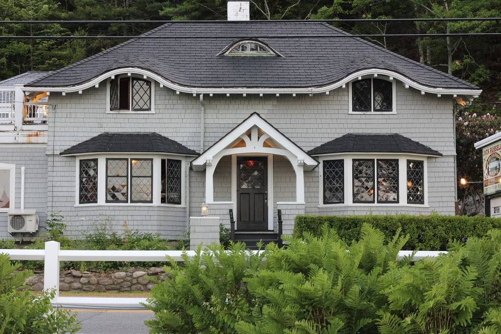 Jack Russell’s Steakhouse and Brewery | restaurant | 102 Eden St, Bar Harbor, ME 04609, USA | 2072885214 OR +1 207-288-5214