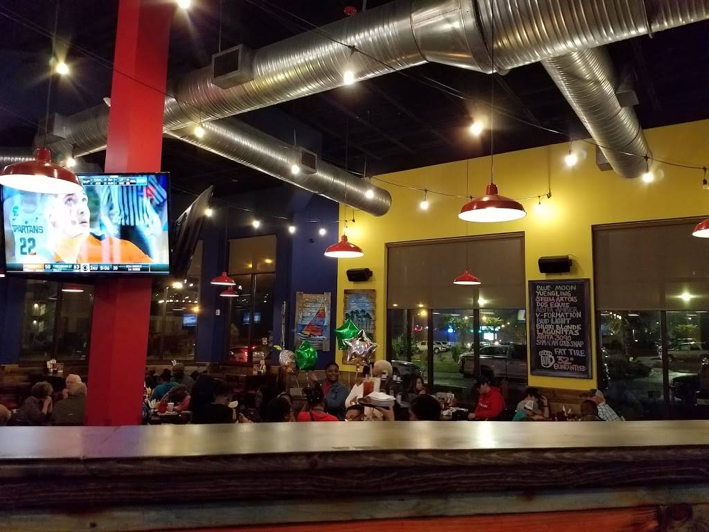 Woody’s Roadside Biloxi | restaurant | 1894 Beach Blvd, Biloxi, MS 39531, USA | 2282072789 OR +1 228-207-2789