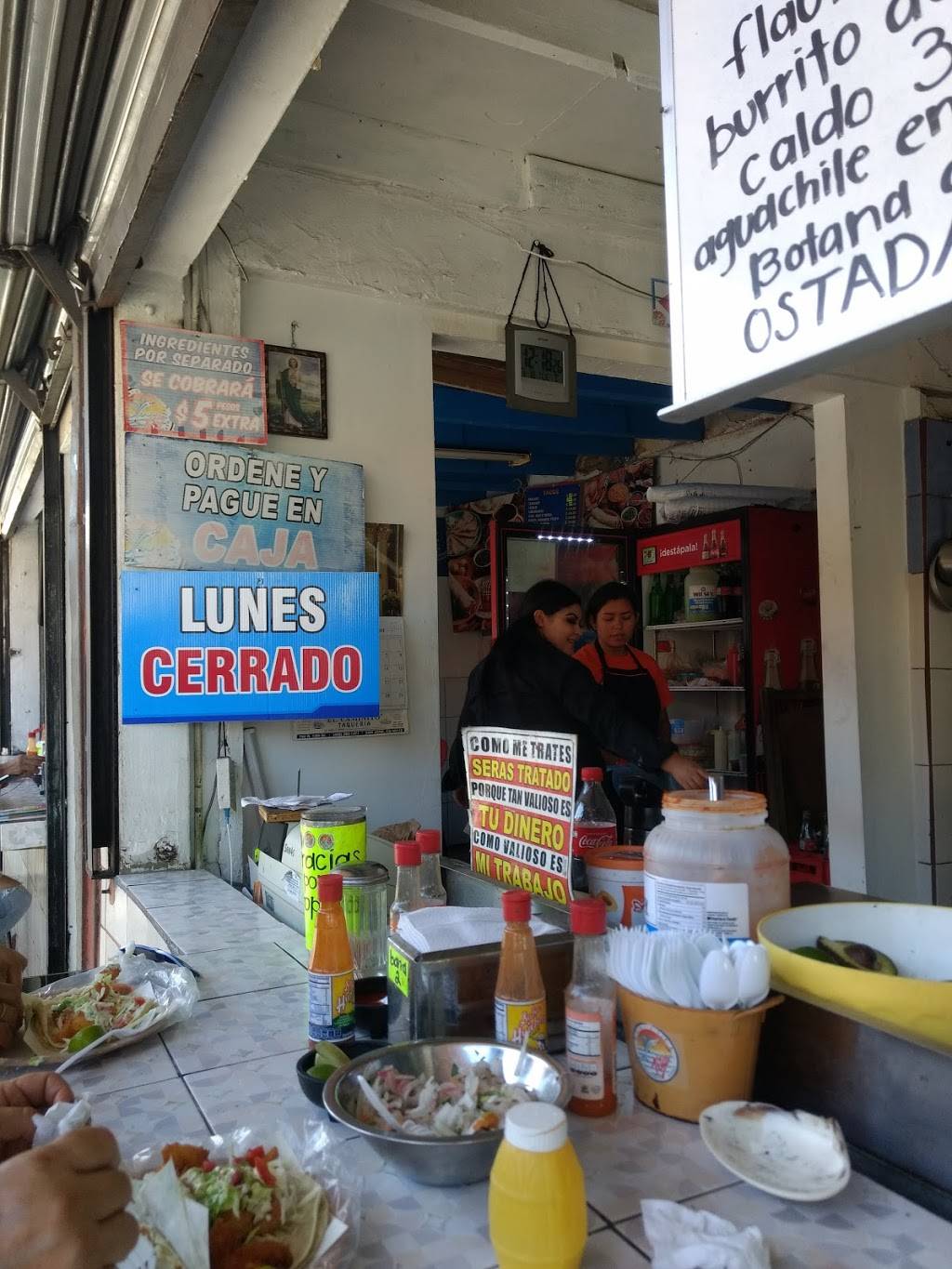 Mariscos Titos | restaurant | Calle Primera 7931, Zona Centro, 22000 Tijuana, B.C., Mexico | 016646384591 OR +52 664 638 4591