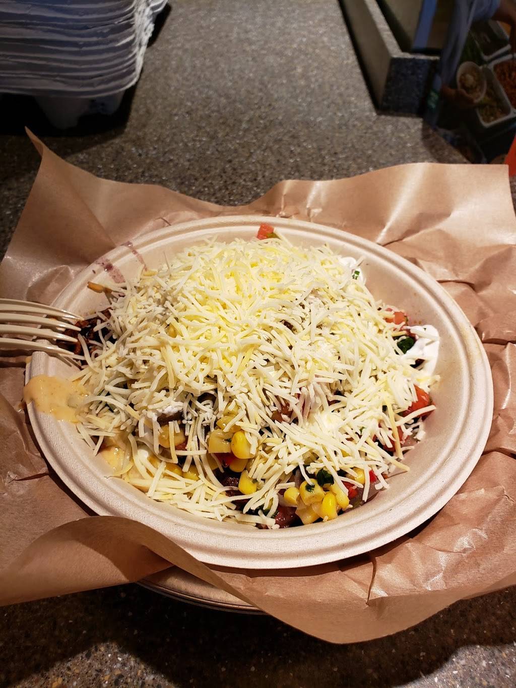 QDOBA Mexican Eats | restaurant | 6814 Dixie Hwy, Louisville, KY 40258, USA | 5028554452 OR +1 502-855-4452