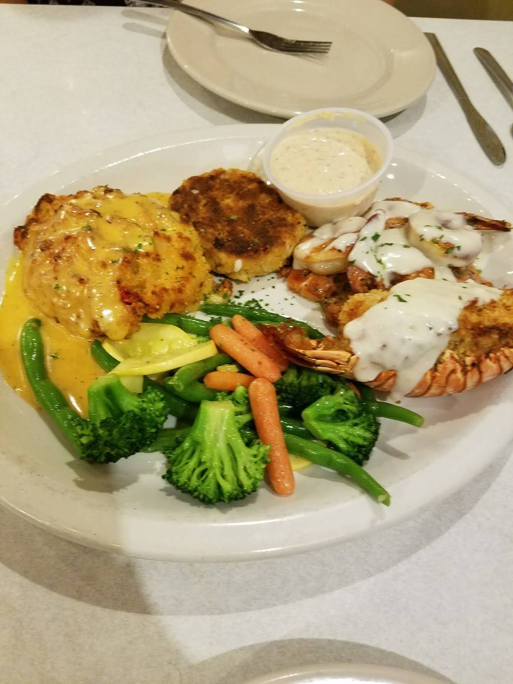 Gogo Gumbo | restaurant | 116 Rock Island Ave, Boyd, TX 76023, USA | 9404333474 OR +1 940-433-3474