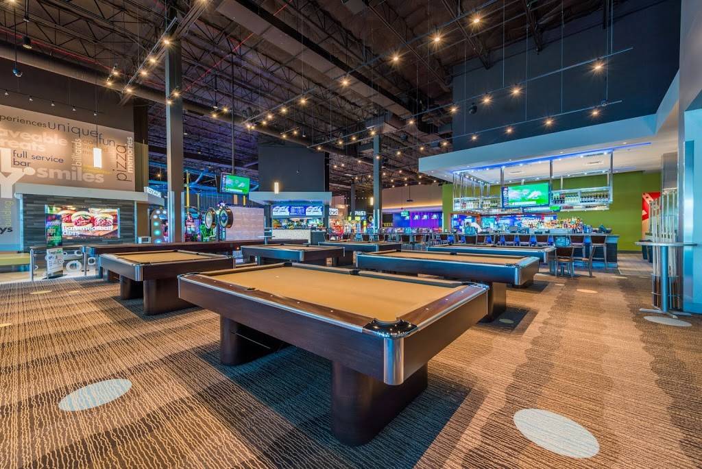 Main Event Entertainment | restaurant | 2575 Pratum Ave, Hoffman Estates, IL 60192, USA | 8476451111 OR +1 847-645-1111