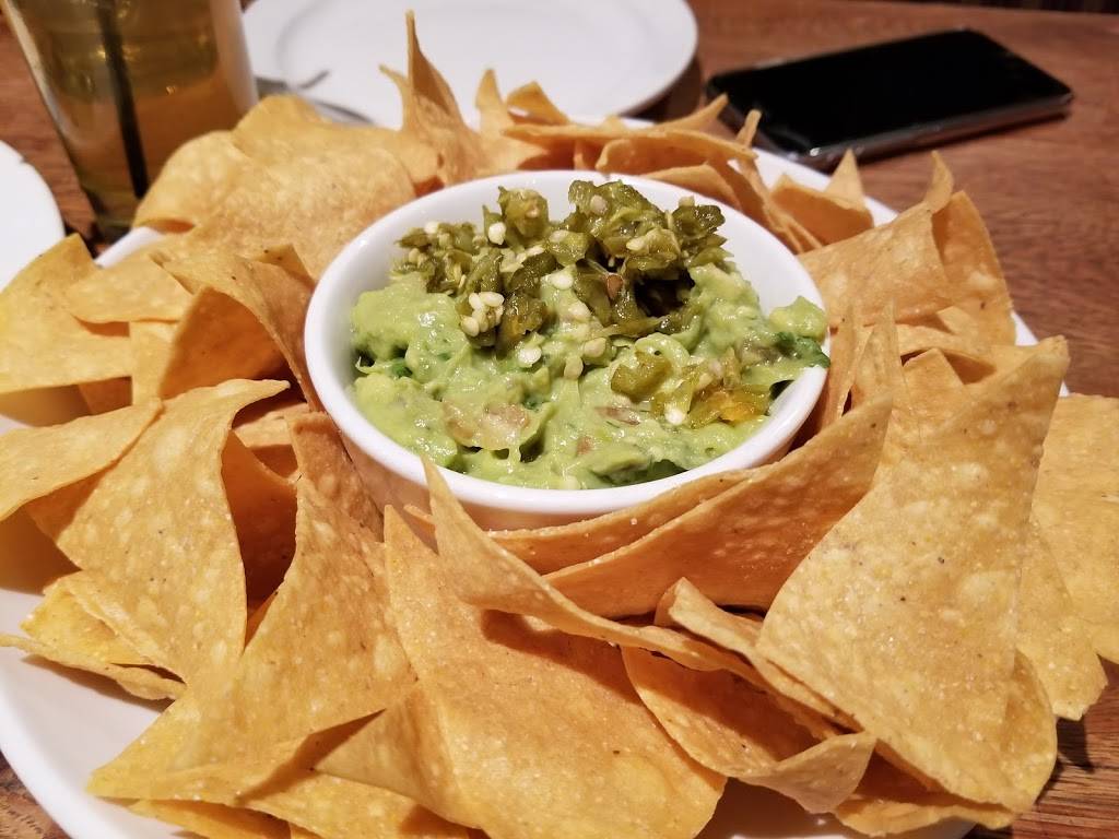 The Ginger Man | restaurant | 64 Greenwich Ave, Greenwich, CT 06830, USA | 2038616400 OR +1 203-861-6400