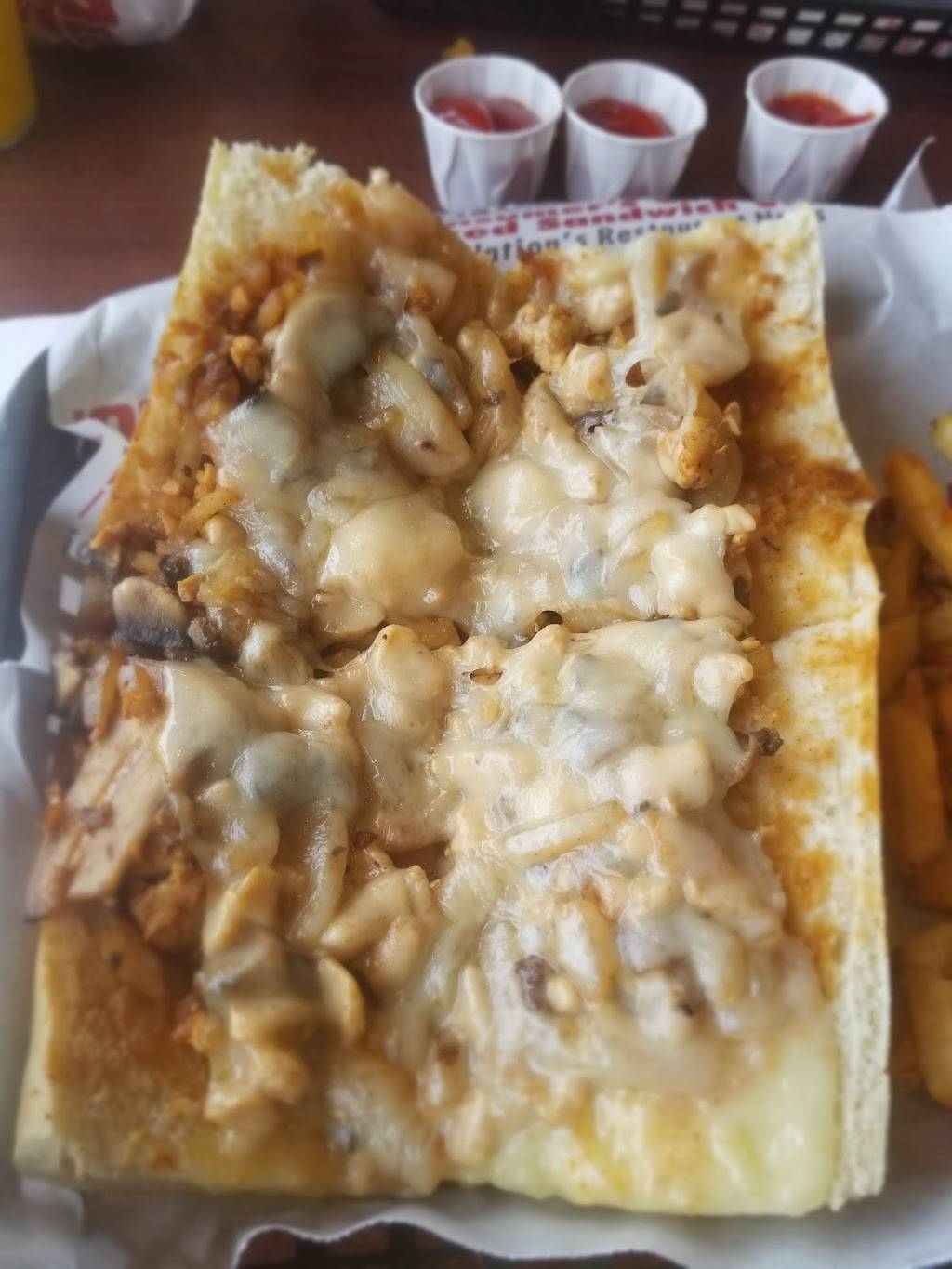 Penn Station East Coast Subs | meal takeaway | 8473 N Lindbergh Blvd, Florissant, MO 63031, USA | 3149218900 OR +1 314-921-8900