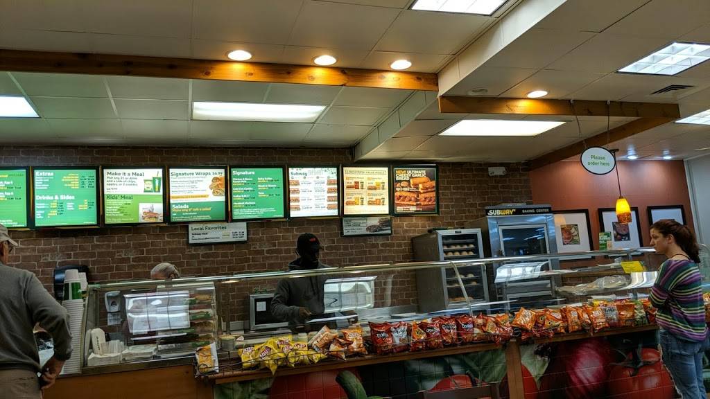 Subway Restaurants | restaurant | 462487 E State Rd 200, Yulee, FL 32097, USA | 9042252555 OR +1 904-225-2555