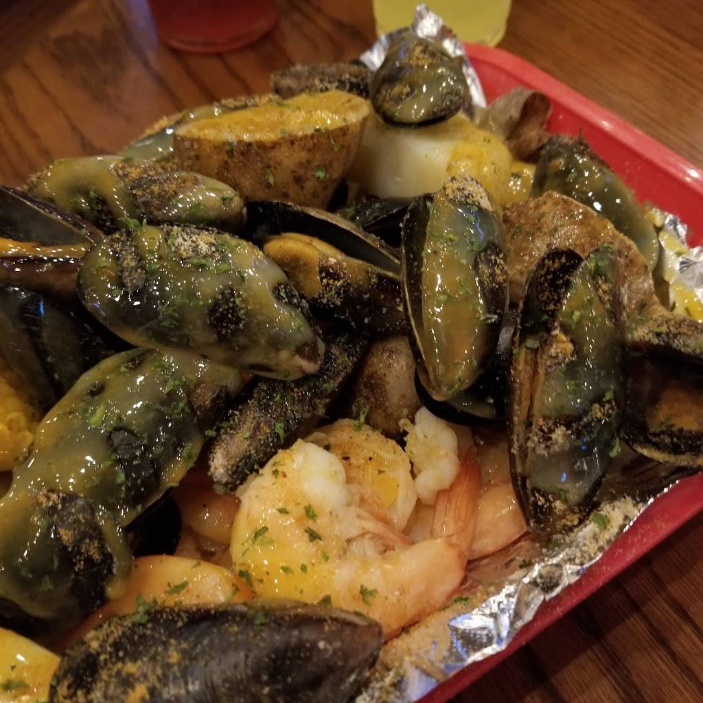 Crabs In A Bucket | restaurant | 119 Marion Oaks Blvd, Ocala, FL 34473, USA | 3522035883 OR +1 352-203-5883