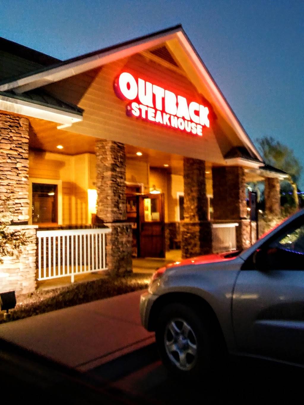 Outback Steakhouse | restaurant | 7000 E Mayo Blvd, Phoenix, AZ 85054, USA | 4805380122 OR +1 480-538-0122