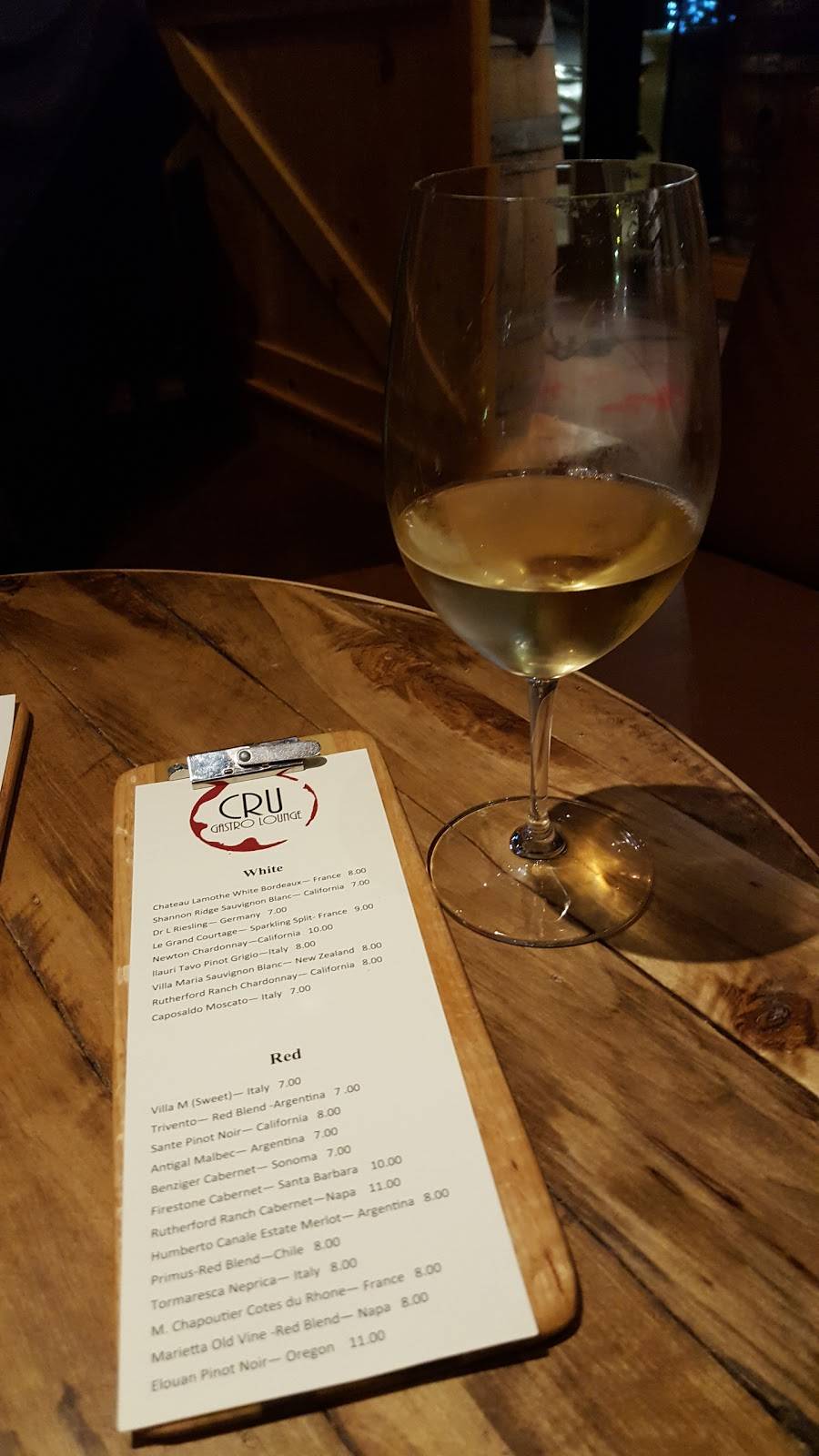 Cru Gastro Lounge | restaurant | 105 W Spring St, Oxford, OH 45056, USA | 5132738013 OR +1 513-273-8013