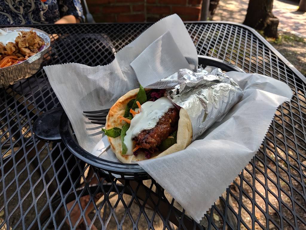 Paprika Grill | restaurant | 2 Liberty St, Salem, MA 01970, USA | 9785518186 OR +1 978-551-8186