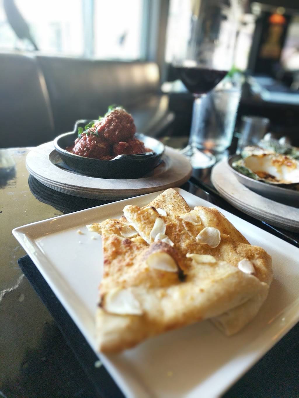 The Park Restaurant and Bar | restaurant | 706 Lindero Canyon Rd suite 752, Oak Park, CA 91377, USA | 8185327919 OR +1 818-532-7919