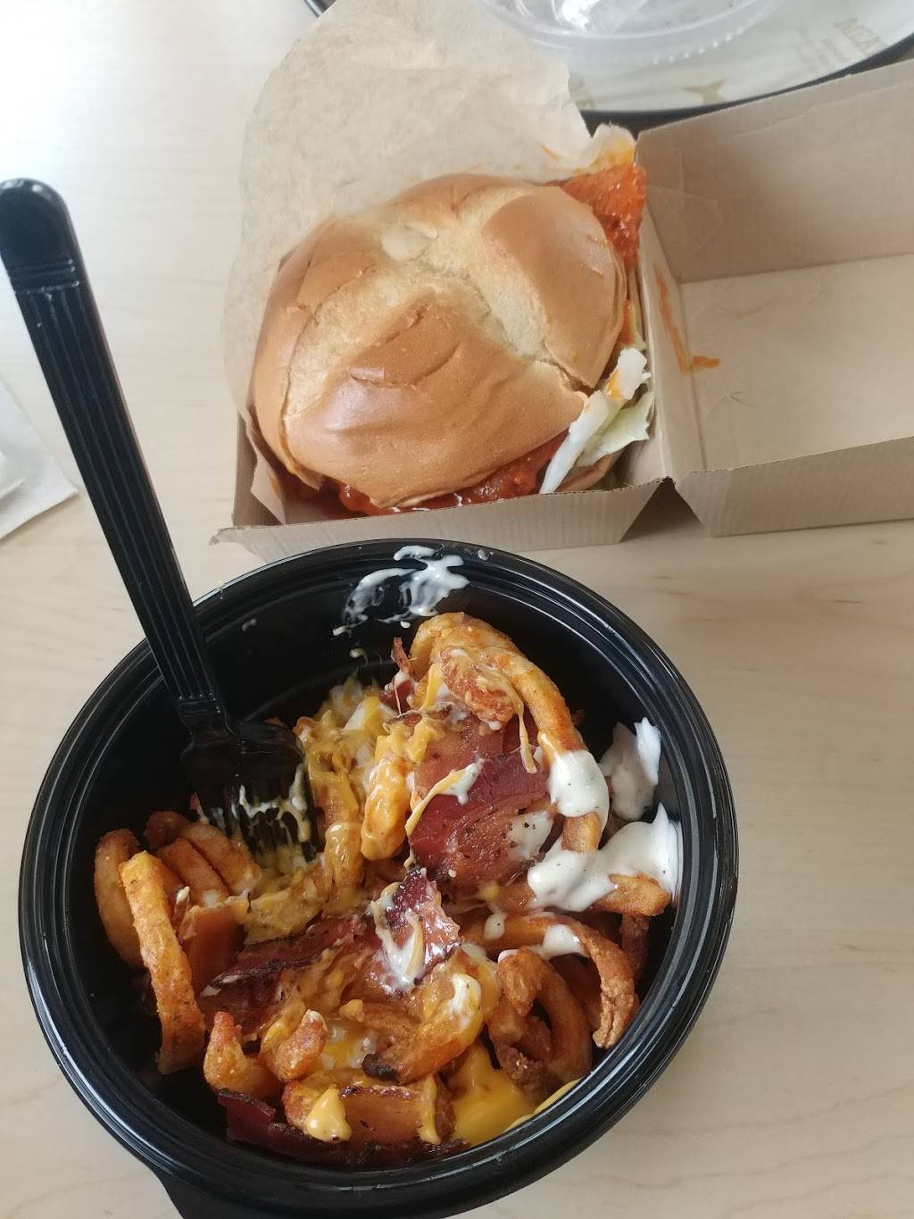 Arbys | restaurant | 3501 Nameoki Rd, Granite City, IL 62040, USA | 6187989763 OR +1 618-798-9763