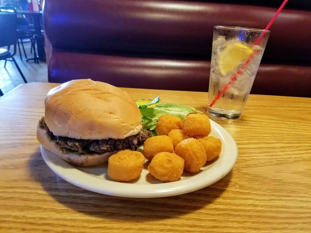 Dannys Bar & Grill | restaurant | 2007 N 72nd St, Omaha, NE 68134, USA | 4025545821 OR +1 402-554-5821