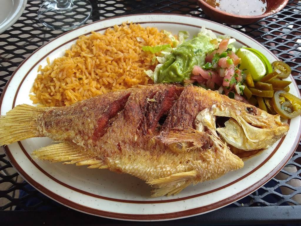 Dos Margaritas | restaurant | 4 Industrial Park Dr, Hendersonville, TN 37075, USA | 6158268339 OR +1 615-826-8339