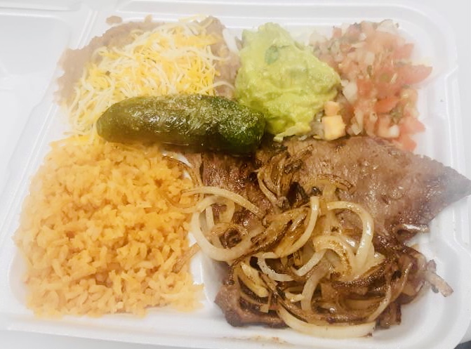 Familia Restaurant Grill | restaurant | 41925 Motor Car Pkwy c, Temecula, CA 92591, USA | 9515879005 OR +1 951-587-9005