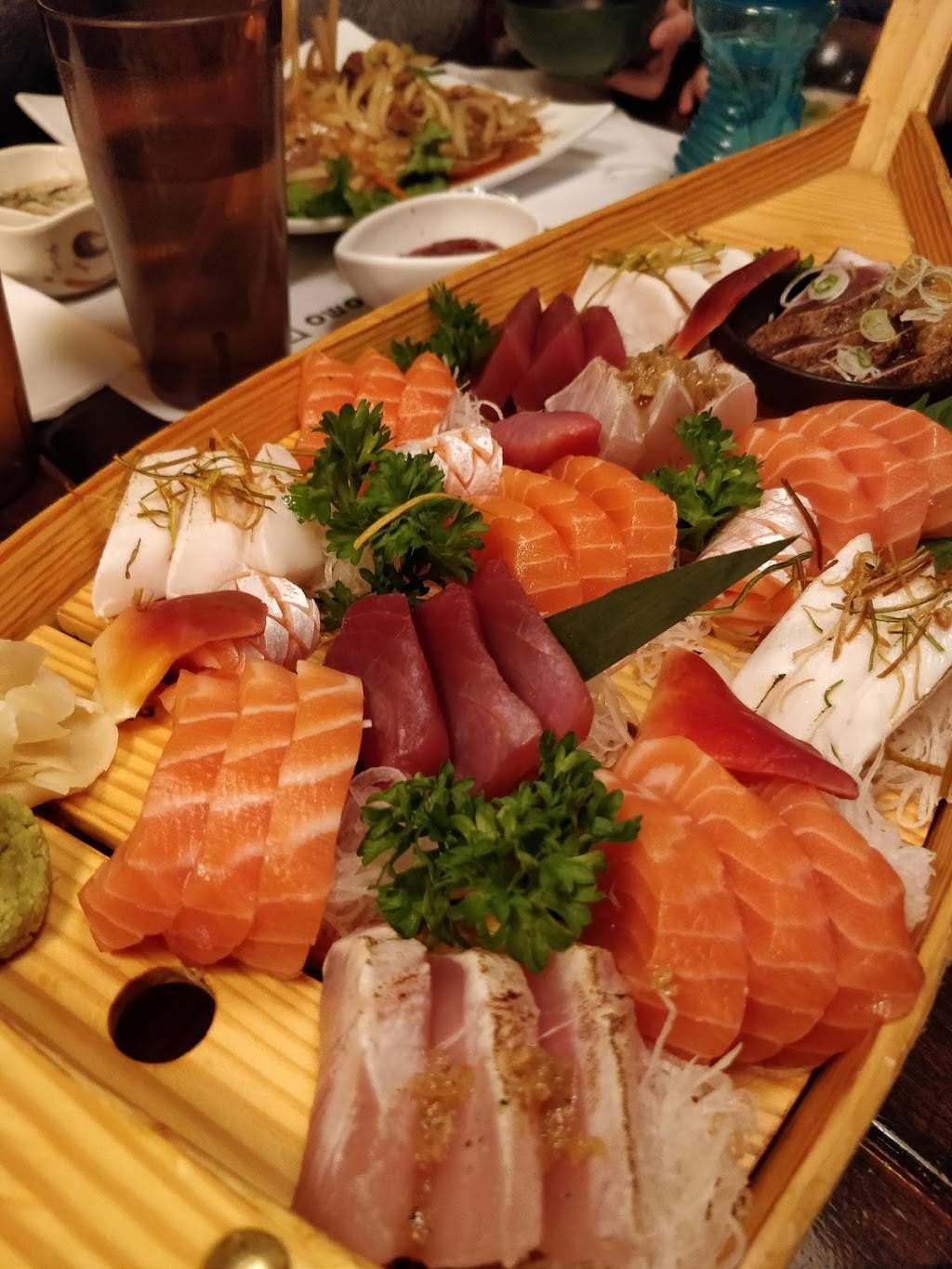 Tomo Sushi | restaurant | 4040 Creditview Rd, Mississauga, ON L5C 3Y8, Canada | 9053069060 OR +1 905-306-9060