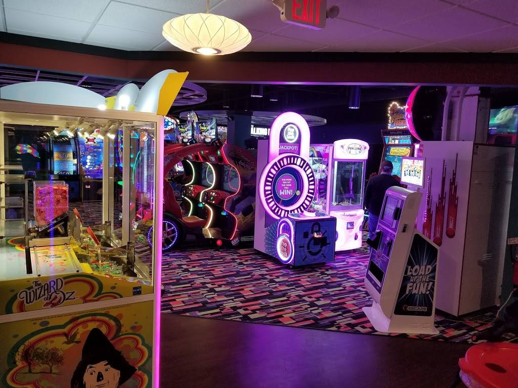 Eats and Crafts | restaurant | 1950 E Square Lake Rd, Troy, MI 48085, USA | 2488798124 OR +1 248-879-8124