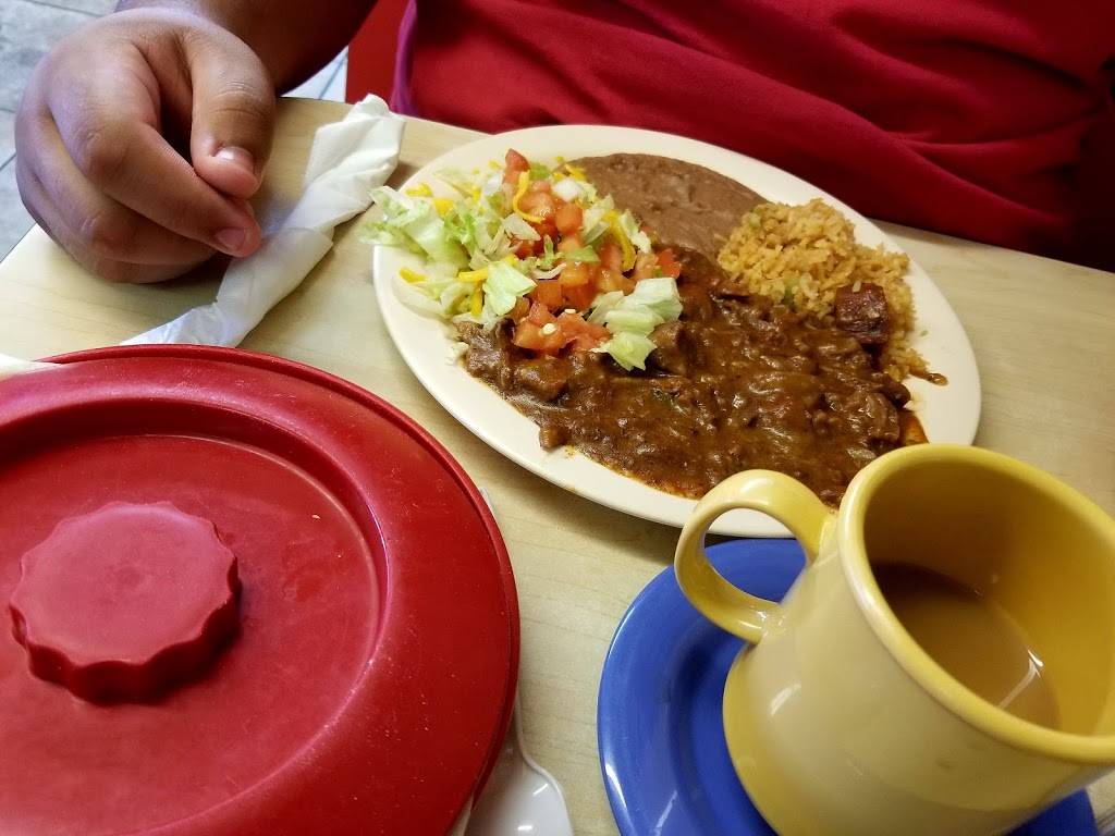 Rockys Taco House | restaurant | 1302 Cupples Rd, San Antonio, TX 78226, USA | 2104332931 OR +1 210-433-2931