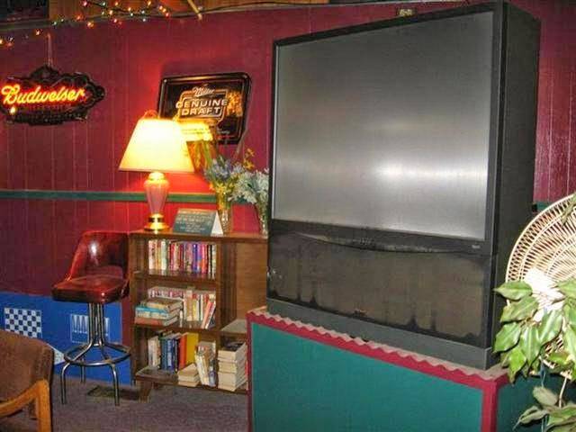 Jay Dees Tavern | restaurant | 25196 Alston Rd, Rainier, OR 97048, USA | 5035569753 OR +1 503-556-9753