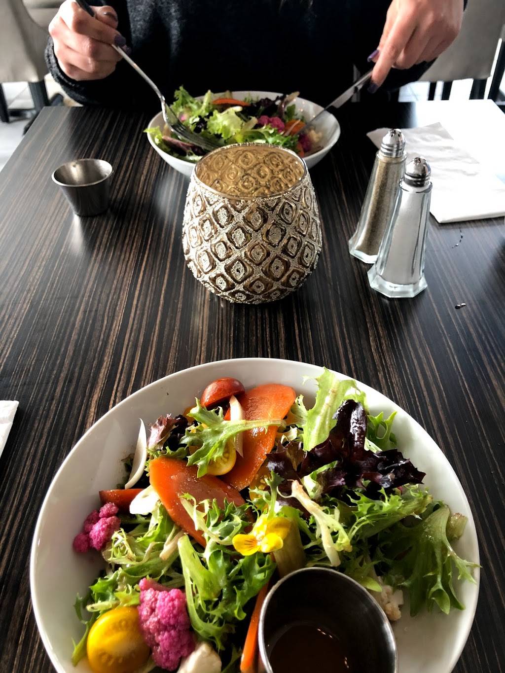 Bistro Martini Grill | restaurant | 1550 Boulevard de Montarville, Boucherville, QC J4B 5Y3, Canada | 4508573336 OR +1 450-857-3336