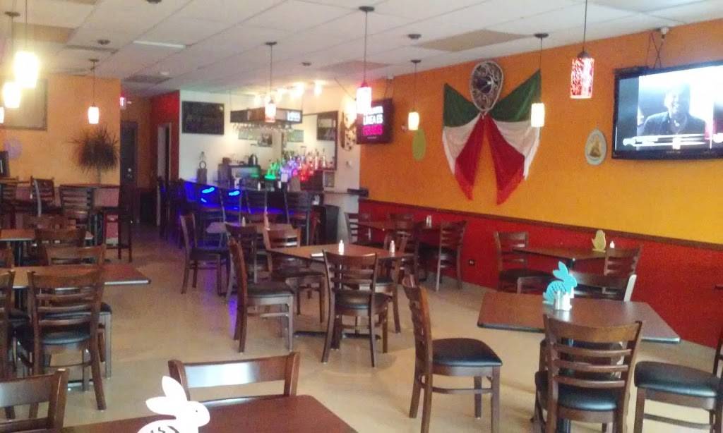 Zocalo Mexican Bar and Grill | restaurant | 203 Butterfield Rd, Vernon Hills, IL 60061, USA | 2245135477 OR +1 224-513-5477