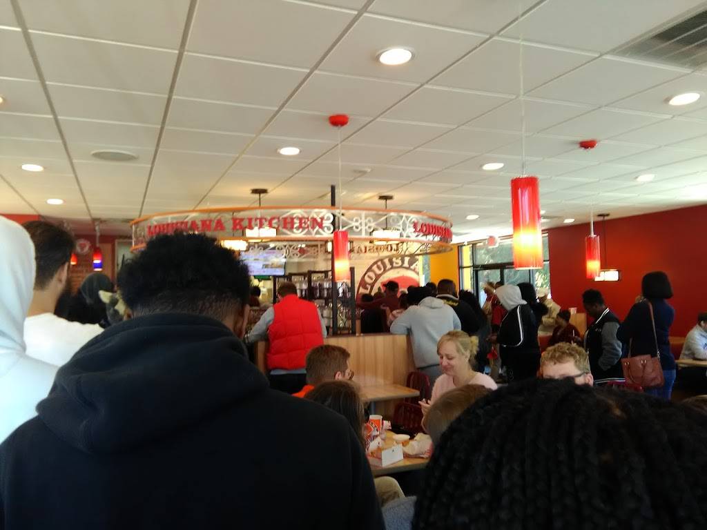 Popeyes Louisiana Kitchen | restaurant | 7791 North Point Blvd, Winston-Salem, NC 27106, USA | 3364206969 OR +1 336-420-6969